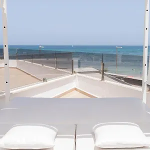 https://apartamentos-ses-roquetes.allmallorcahotels.com
